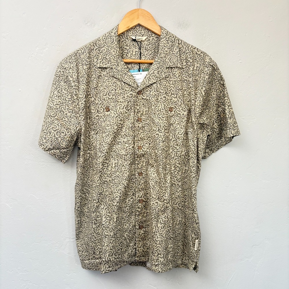 Cotopaxi Afuera Shirt Men Size Small Green Button Up Short Sleeve New